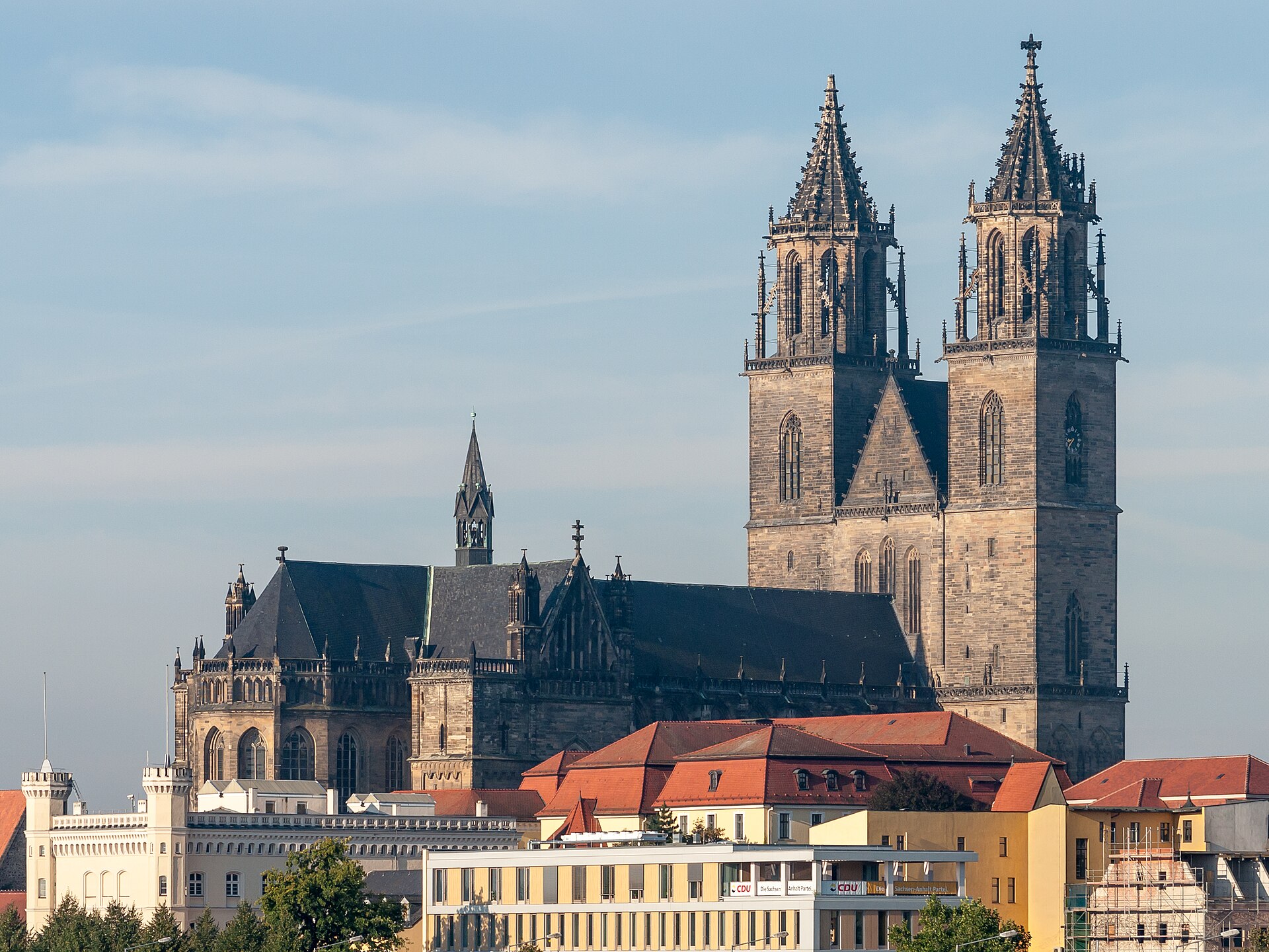 Magdeburger Dom an der Elbe, Blick von der Neuen Strombrücke