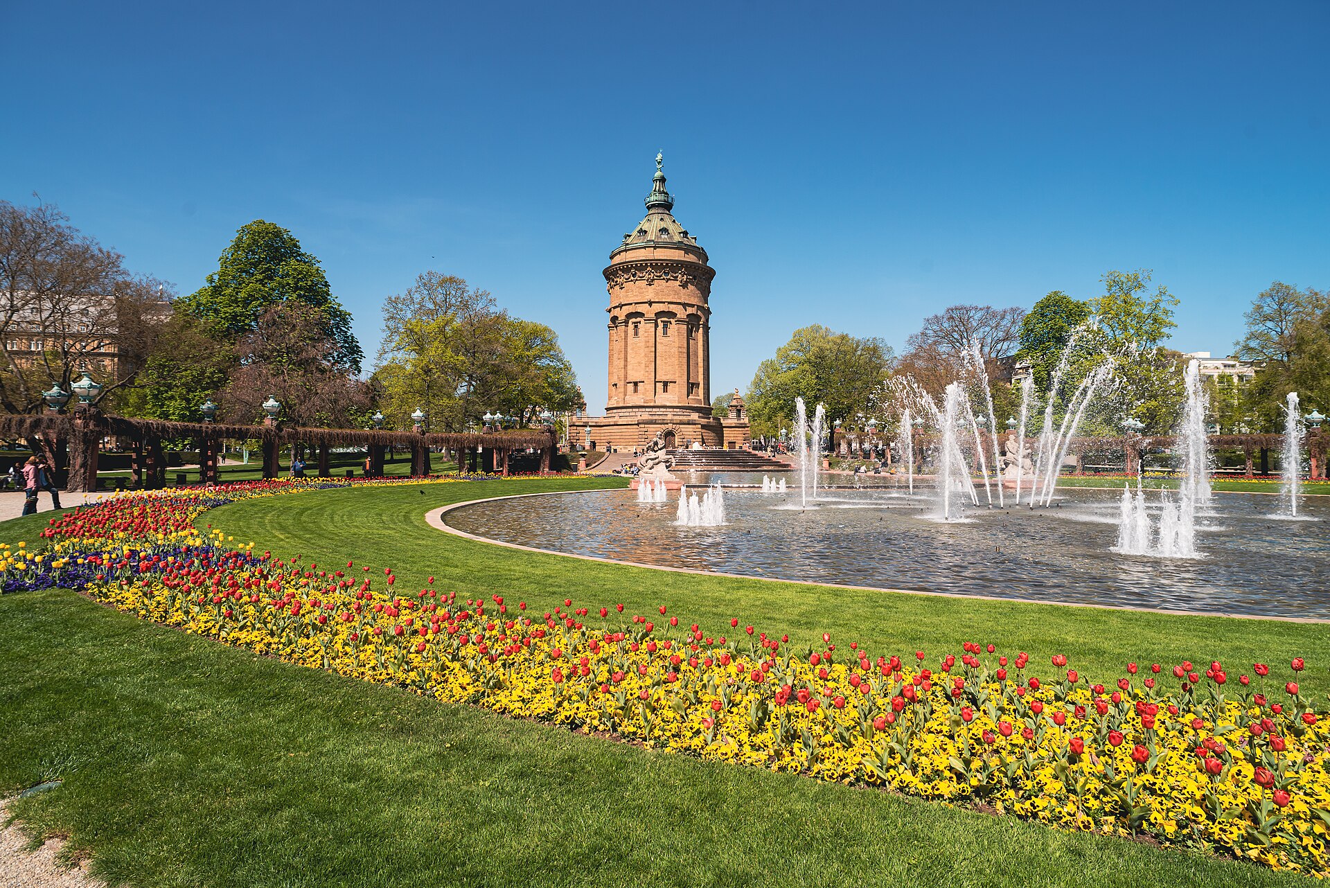 Wasserturm am Friedrichsplatz in Mannheim